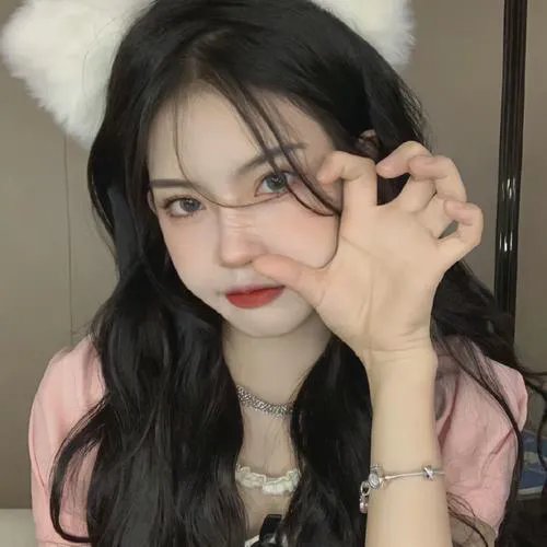 女猎鹰人
